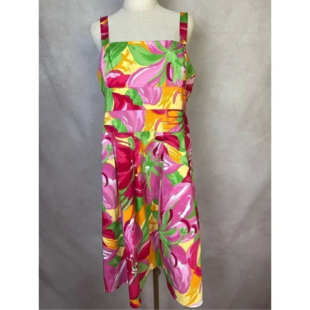 Floral Plus Size Dress - Super Cute